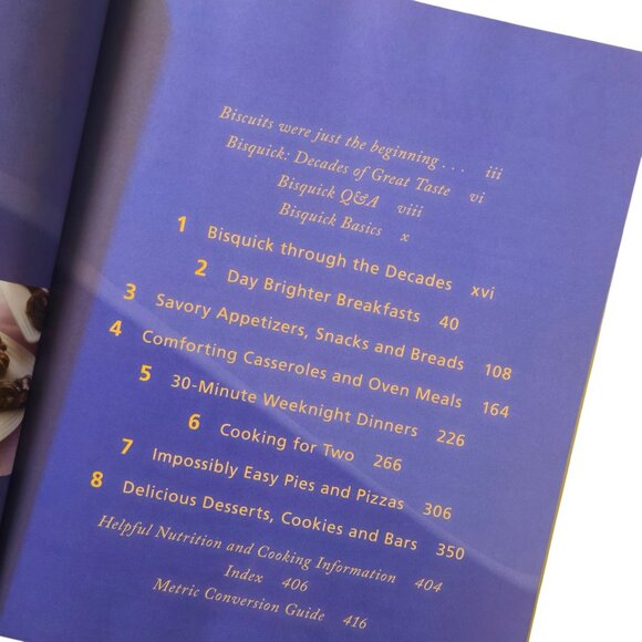 Betty Crocker Ultimate Bisquick Cookbook Exclusive Deluxe Edition Hardcover 2009 - Picture 3 of 16